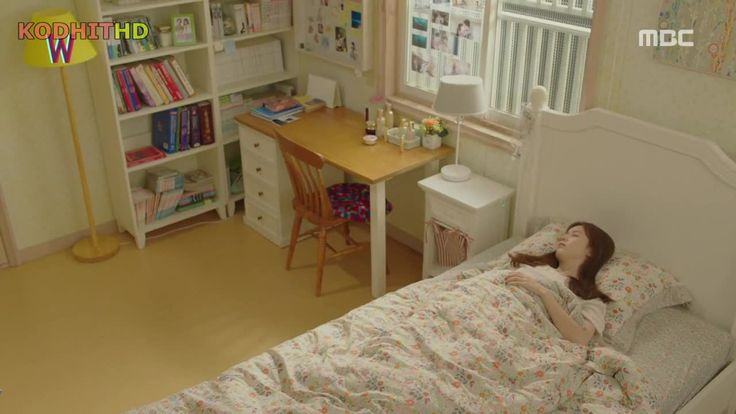 Oh Yeon-joo's bed room (Han Hyo Joo) Thanks : #W MBC, | Small apartment  living room, Minimalist bedroom decor, Small room bedroom