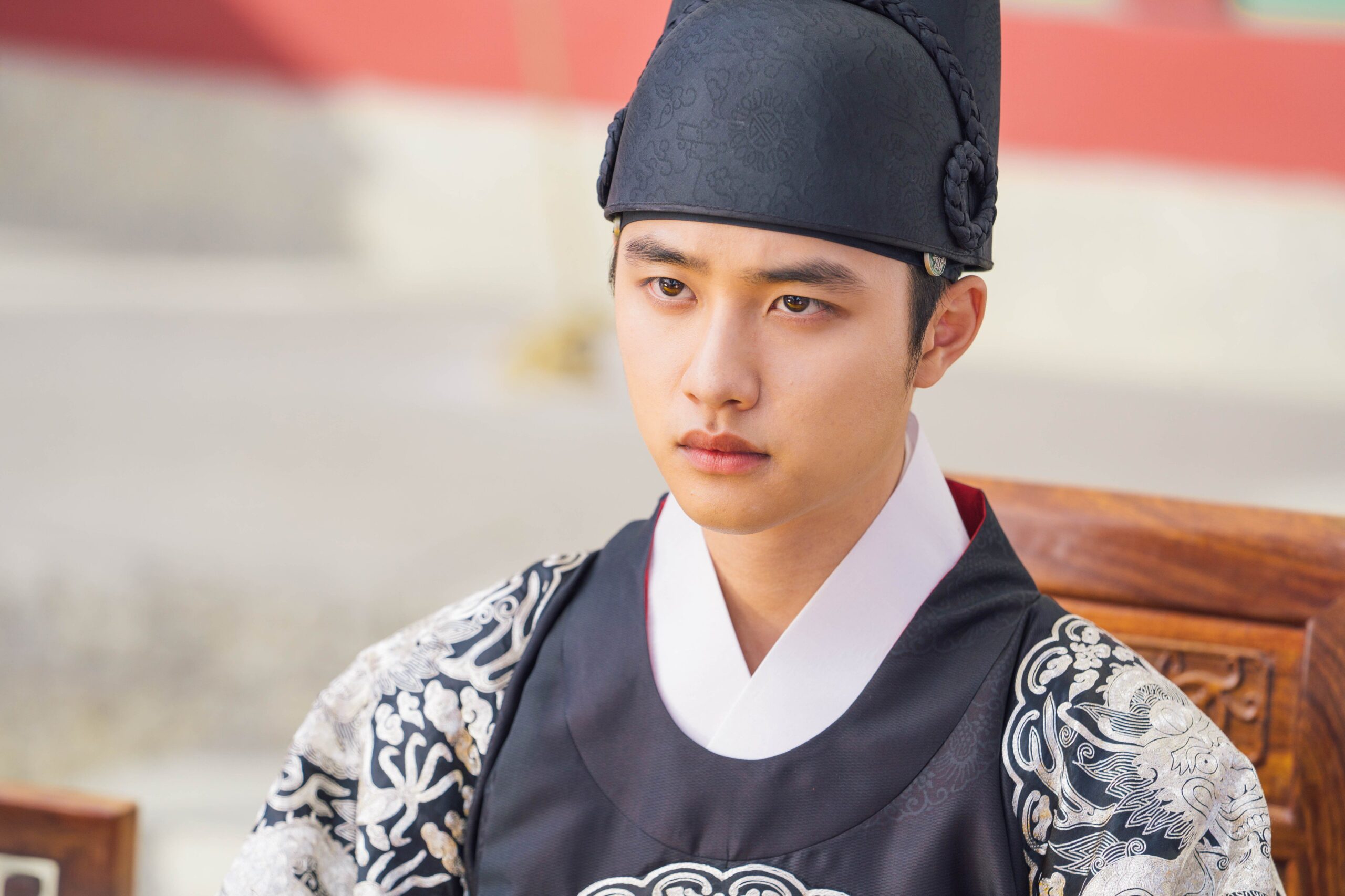 tvN Reveals More Stills of EXO's D.O. + Behind-The-Scenes Look At “100 Days  My Prince”